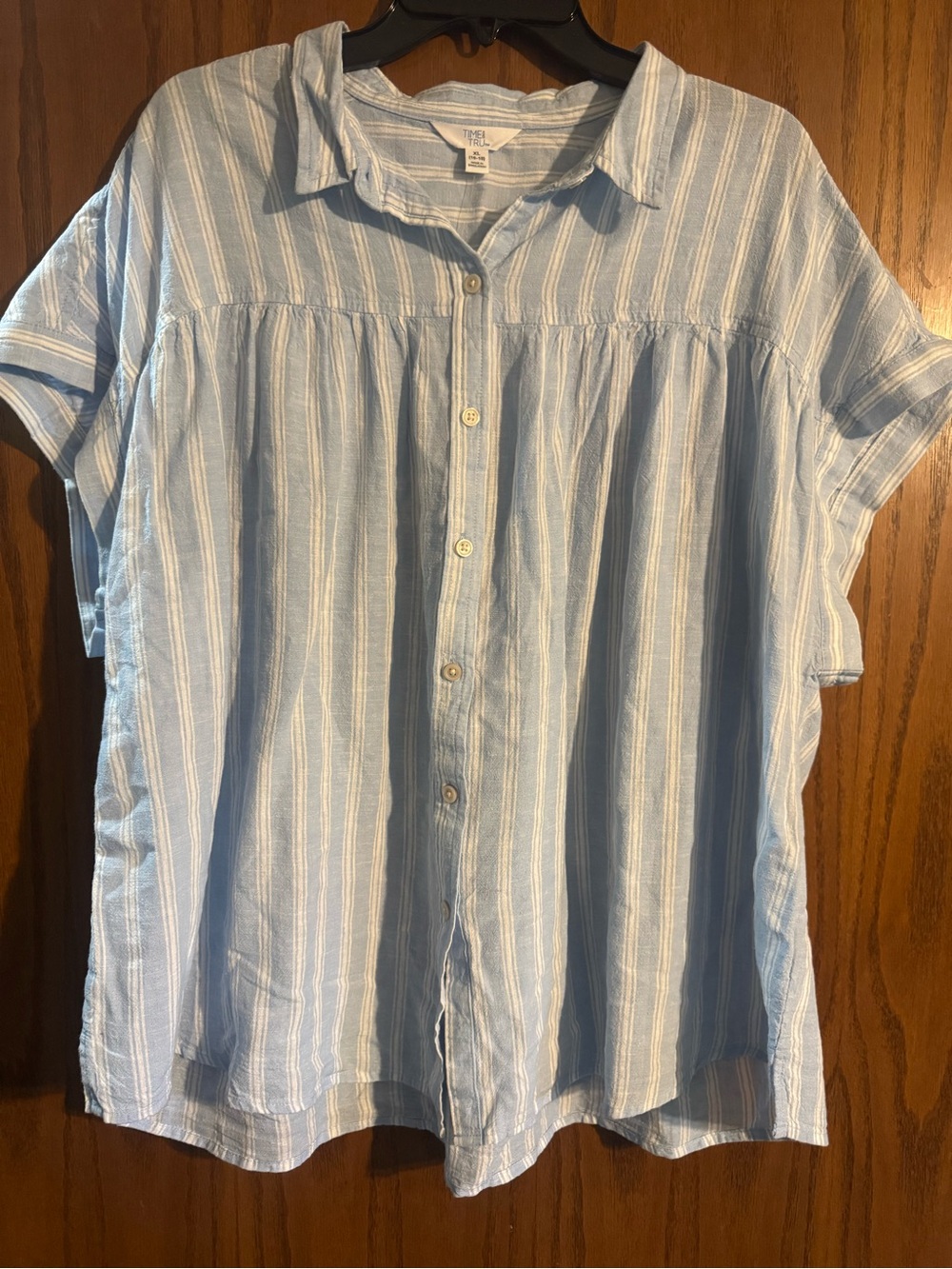Time and Tru Light Blue & White Striped Button-Up Blouse